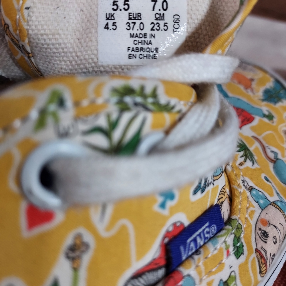 VANS - Picture 11 of 11